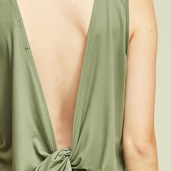 ☺ Army Green Backless Gathered Top - Picture 5 of 5